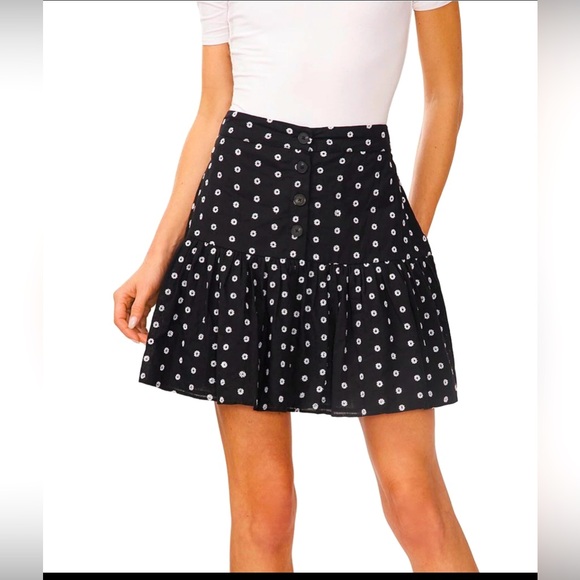 NWT CECE Button Up Daisy Eyelet Embroidered Mini A-Line Skirt - Picture 1 of 7